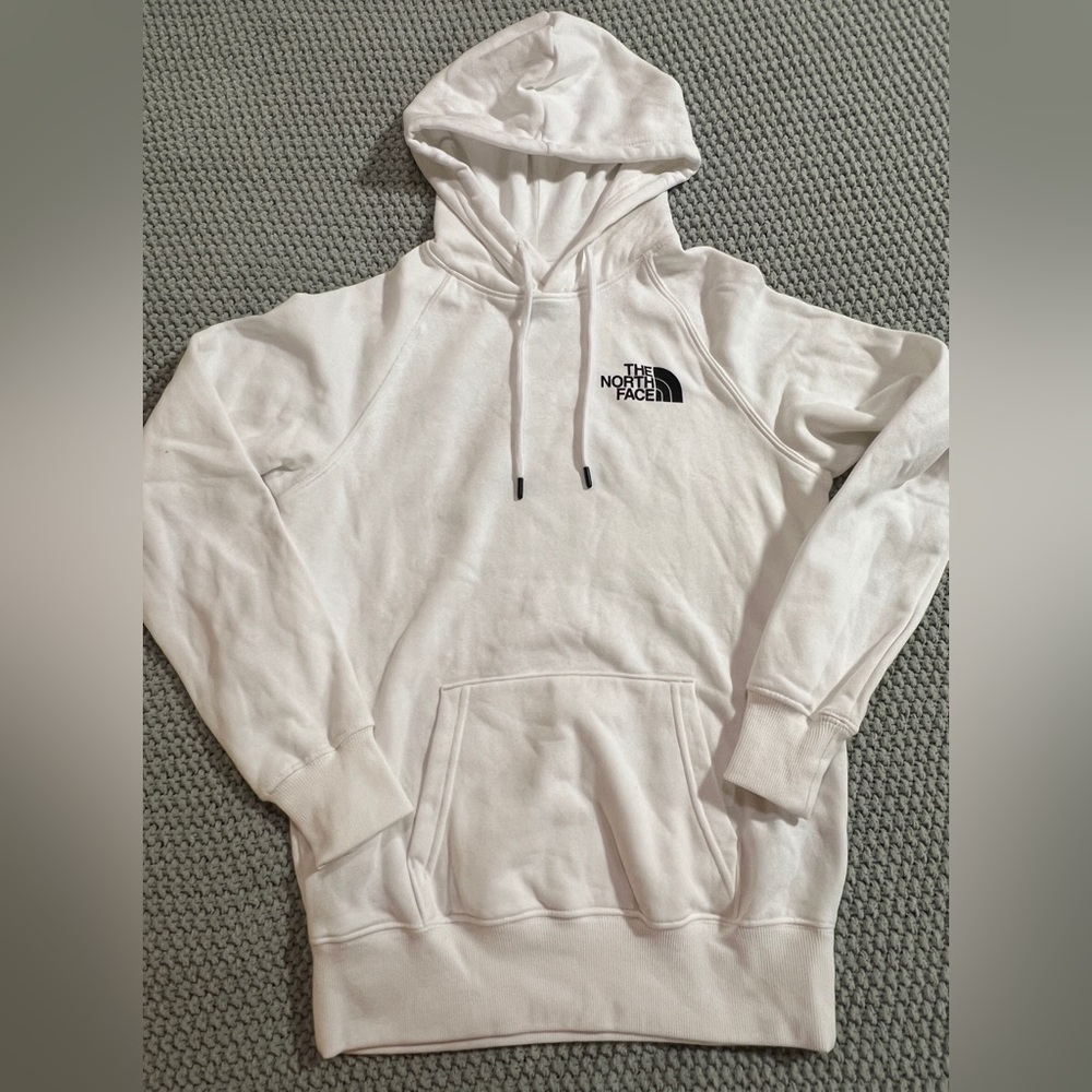 NWOT Women’s North Face Pullover Hoodie
